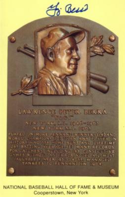 Yogi Berra (Yankees) autographed Hall of Fame plaque postcard