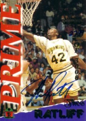 Theo Ratliff certified autograph Wyoming 1995 Signature Rookies card