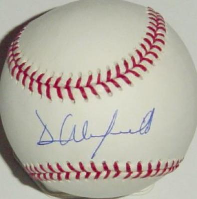 Dave Winfield autographed NL baseball