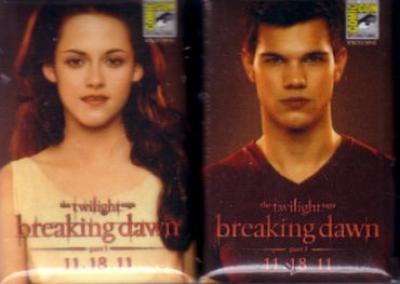 Twilight Breaking Dawn movie promo 2 pin set (2011 Comic-Con exclusive)