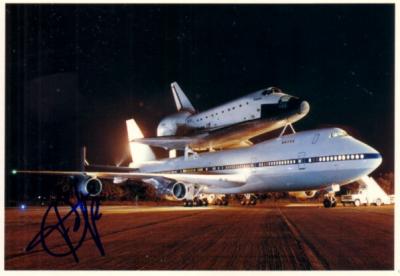 Franklin Chang-Diaz autographed NASA Space Shuttle Atlantis postcard