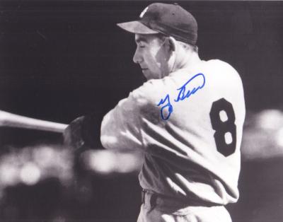 Yogi Berra autographed New York Yankees 8x10 photo
