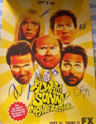It's Always Sunny in Philadelphia cast autographed poster (Danny DeVito)