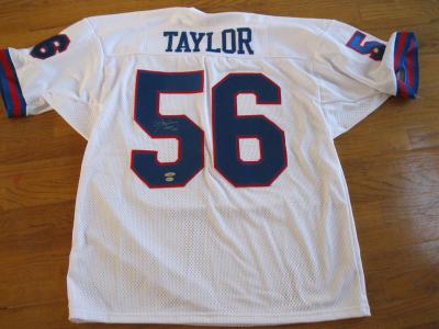 Lawrence Taylor autographed New York Giants authentic jersey (TriStar)