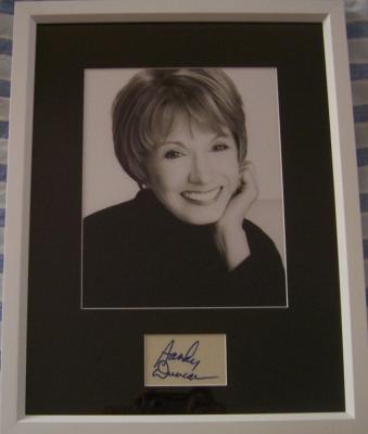Sandy Duncan autograph matted & framed with 8x10 photo
