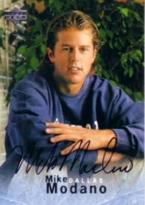 Mike Modano certified autograph 1996 Be A Player card