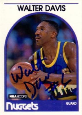 Walter Davis autographed Denver Nuggets 1989-90 Hoops card