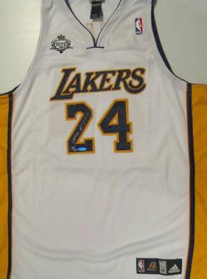 Kobe Bryant autographed Los Angeles Lakers 2008 MVP UDA jersey #21/224