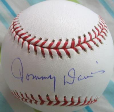 Tommy Davis autographed official MLB baseball