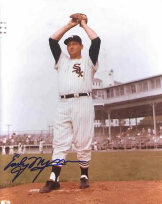 Early Wynn autographed 8x10 Chicago White Sox photo