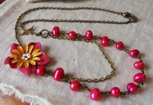 Jewelry; “Windflower” handmade vintage necklace in beautiful spring/summer