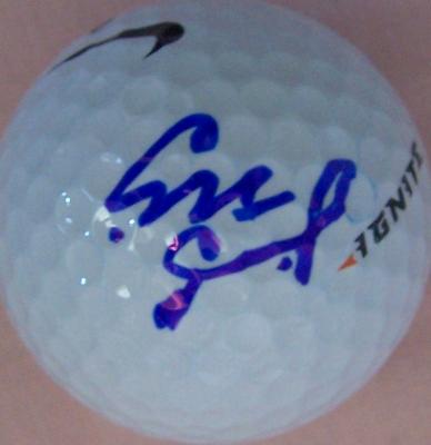 Sakura Yokomine autographed golf ball