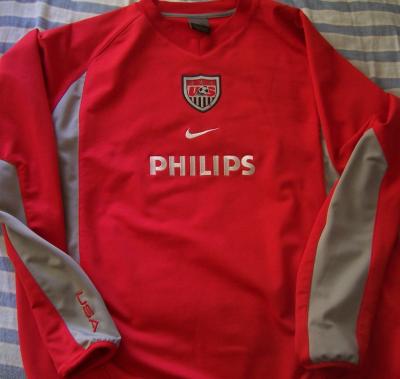 US Soccer red long sleeve Nike jersey LIKE NEW