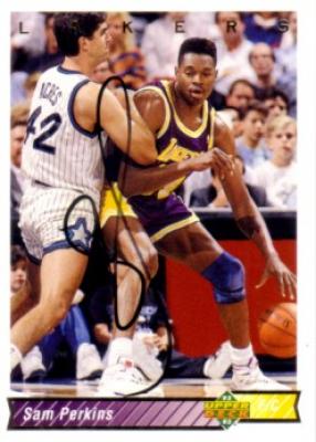 Sam Perkins autographed Los Angeles Lakers 1992-93 Upper Deck card