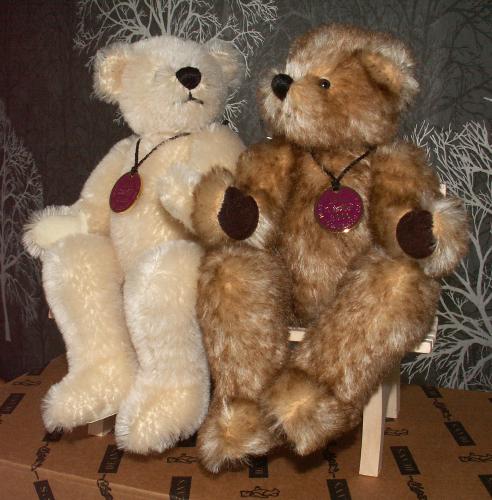DEANS Limited Edition Pair of Mohair Bears BETTY & BOB