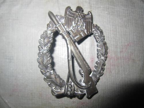 WW2 German Infantry Assault medal