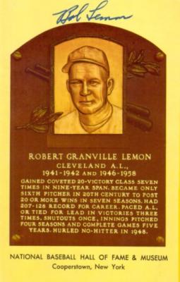 Bob Lemon (Indians) autographed Baseball Hall of Fame plaque postcard