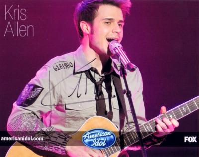 Kris Allen autographed 8x10 2009 American Idol photo