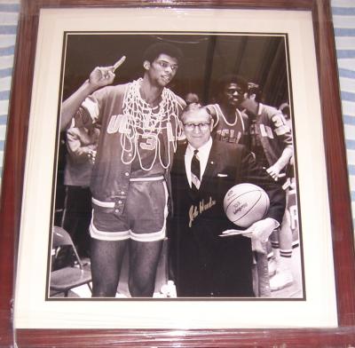 John Wooden autographed UCLA 16x20 poster size photo matted & framed