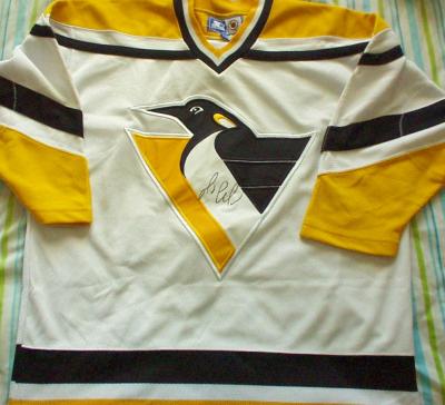 Mario Lemieux autographed Pittsburgh Penguins Starter jersey (blank)