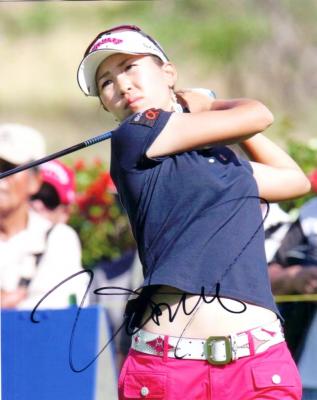 Momoko Ueda (LPGA) autographed 8x10 photo
