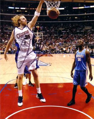 Chris Kaman autographed Los Angeles Clippers 8x10 photo