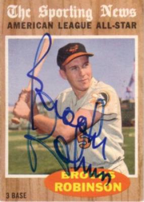 Brooks Robinson autographed Baltimore Orioles 1962 Topps card