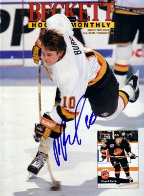 Pavel Bure autographed Vancouver Canucks 1992 Beckett Hockey magazine cover