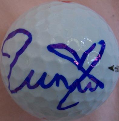 Momoko Ueda (LPGA) autographed Callaway golf ball