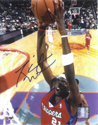 Darius Miles autographed Los Angeles Clippers 11x14 dunk photo