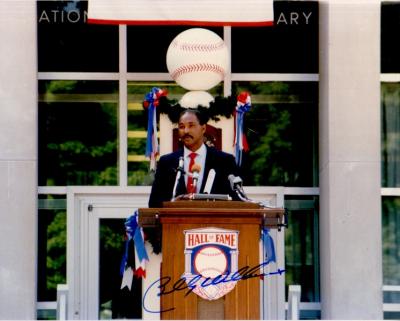 Billy Williams (Cubs) autographed Baseball Hall of Fame Induction speech 8x10 photo