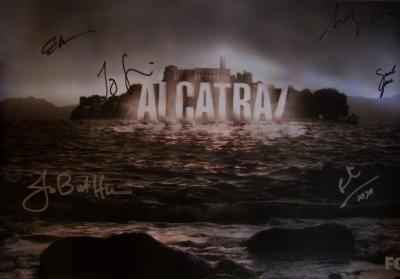 Alcatraz cast autographed 2011 Comic-Con poster (Jorge Garcia Sarah Jones Parminder Nagra)